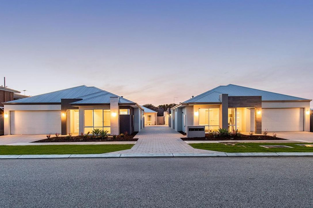 Rockingham Gallery 1349 x 899