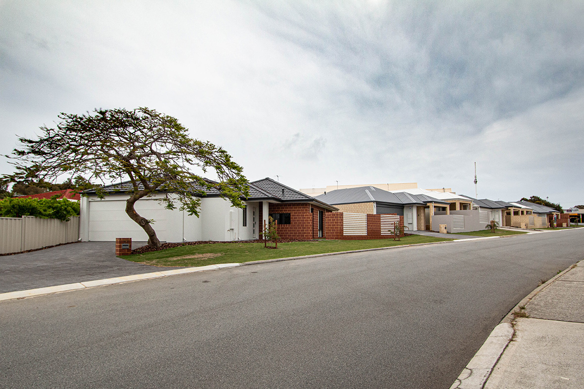 Spearwood Gallery units 1349 x 899